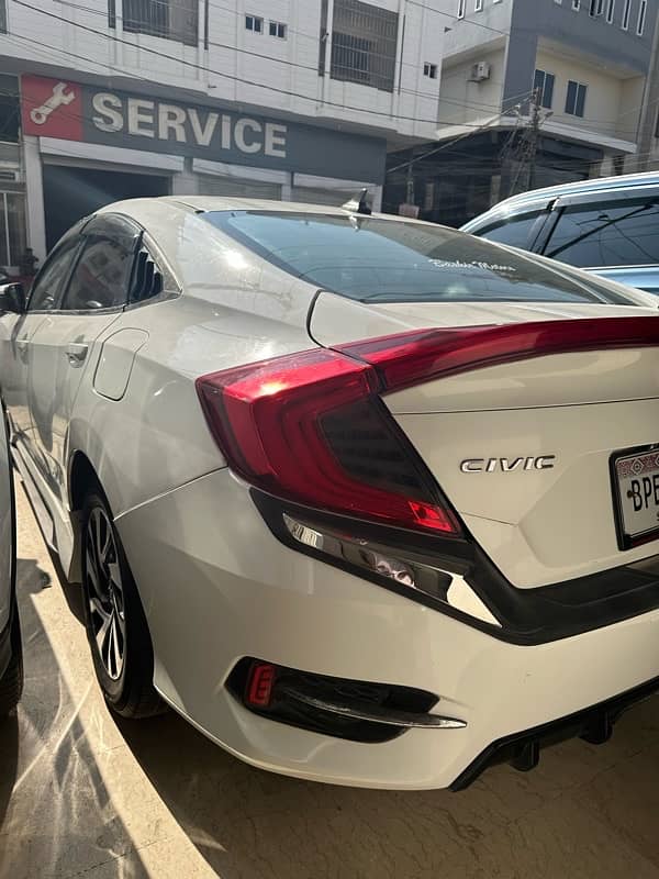 Honda Civic Oriel 2018 2