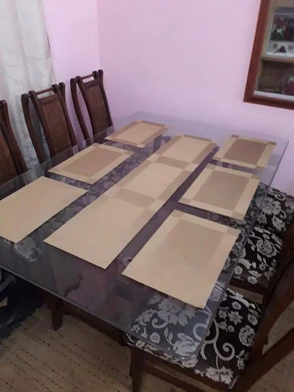 Dining Table with 6 Chairs for sale 3