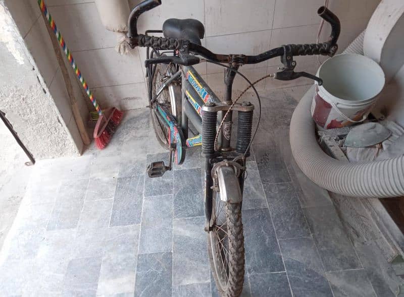 A 22 inch bicycle is for sale 1