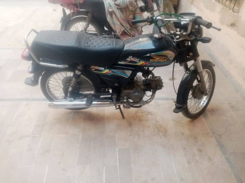 super power bike Hy condition buht achi Hy 3