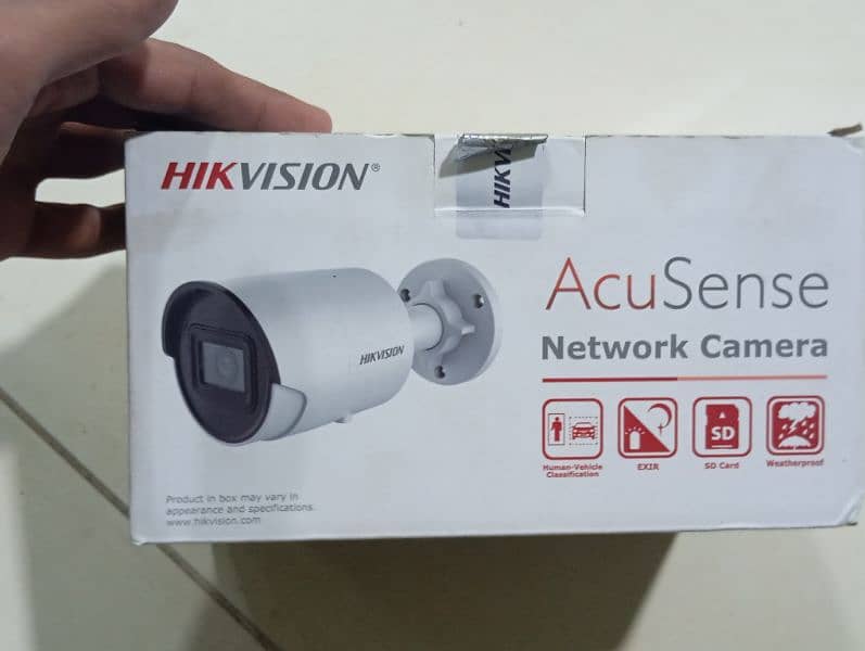 HiKVISION Video camera 3