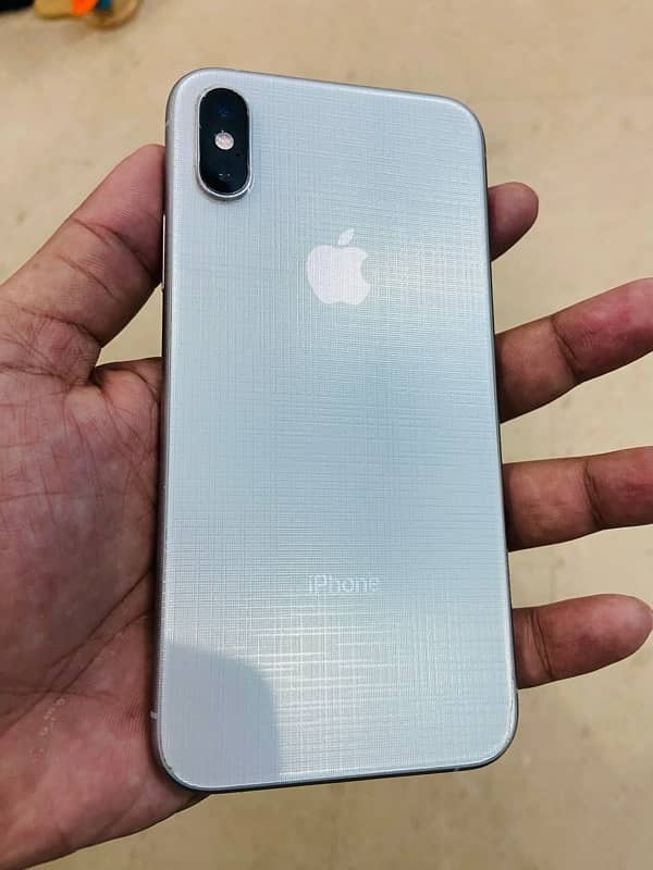 IPhone Xs (Officially Approved) 4