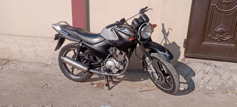 ybr 125 3