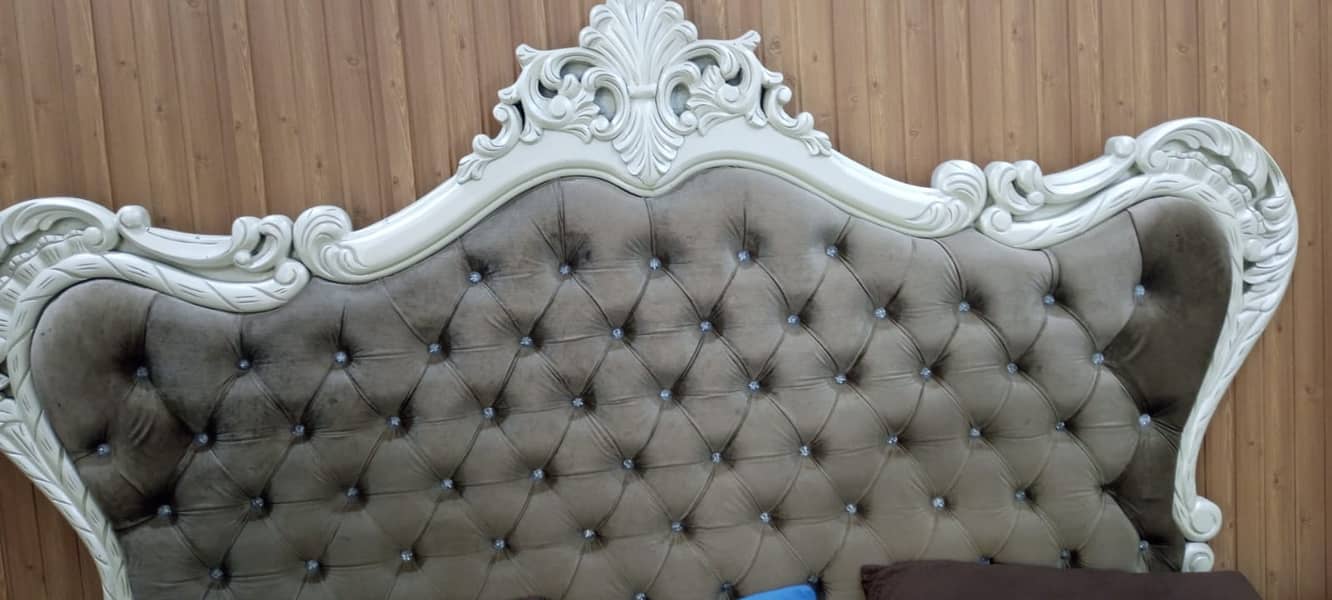 King-Size Comfort: Bed with Mattress for Sale 3