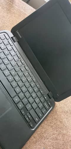 Chromebook N22 4/16GB with rotateable camera