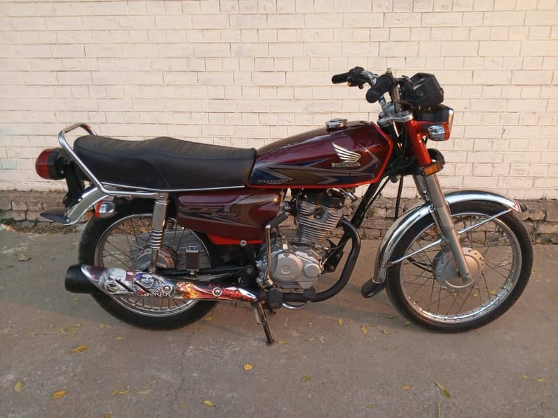 Honda CG 125 19/20 model all Punjab registered 0