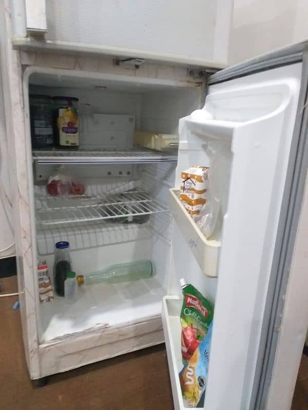 Dawlance refrigerator 2