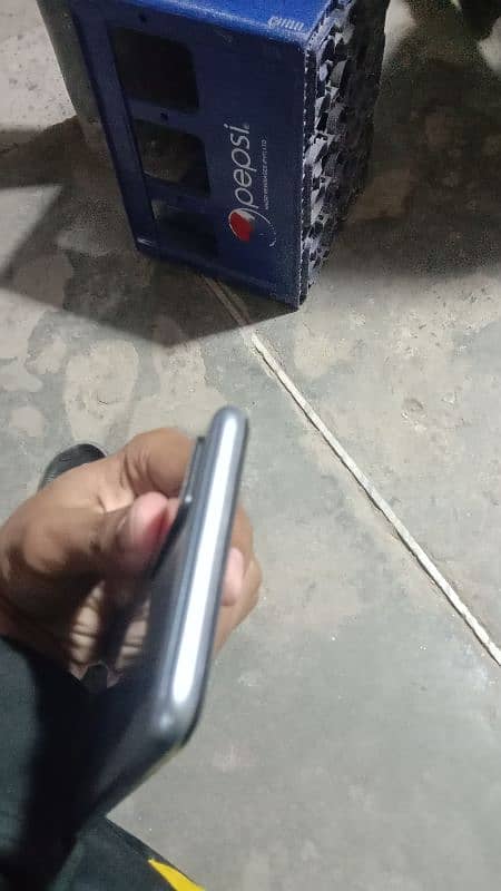 Infinix note 8i 4