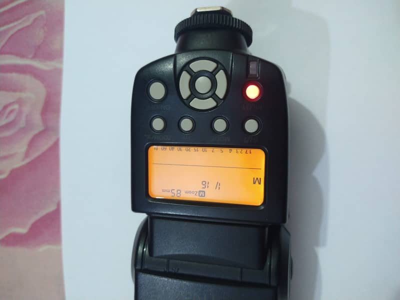 Yongnuo flash TTL 565 ex 0