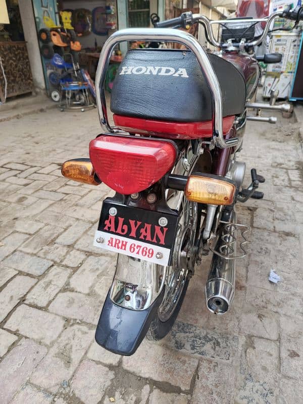 Honda Cd 70 2022 (03100005096) 7