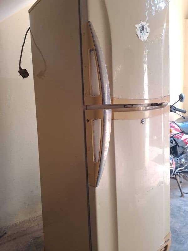 Used fridge 2