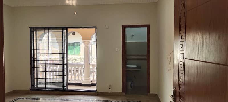 6.5 Marla Modern Design Spanish House For sale Ali Park Airport Road Lahore 29