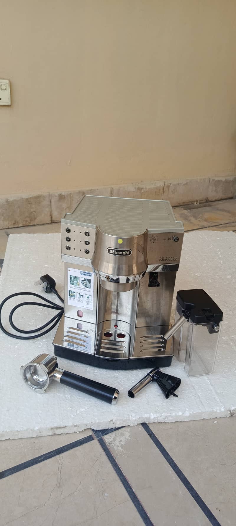 Coffee Maker/Delonghi 14