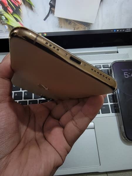 iphone 11 pro max dual PTA 2