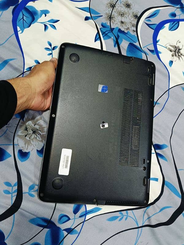 Hp Core i5 7 Gen Laptop 4