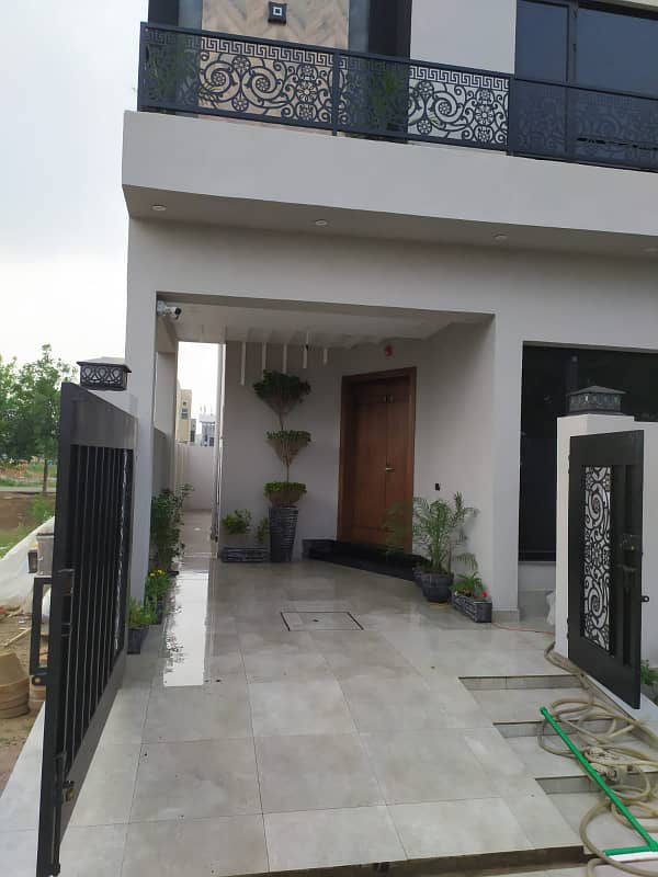 5 Marla luxury House Available For Sale In DHA 9 town Lahore 0