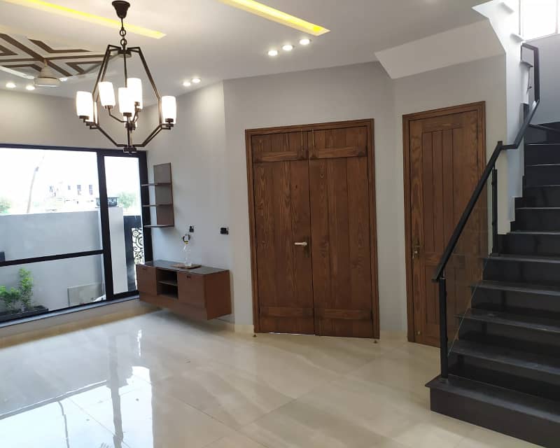 5 Marla luxury House Available For Sale In DHA 9 town Lahore 5