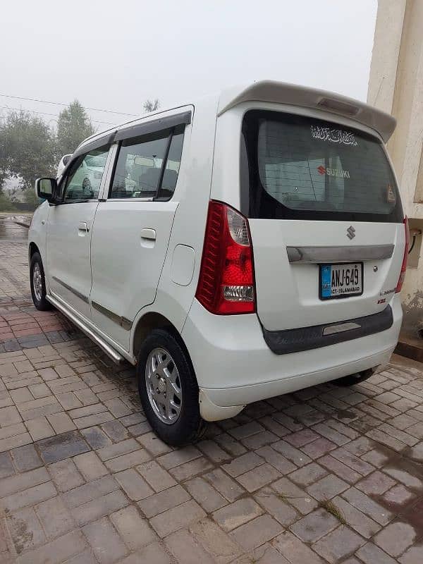 Suzuki Wagon R 2017 O3OO9IOI2IO 3