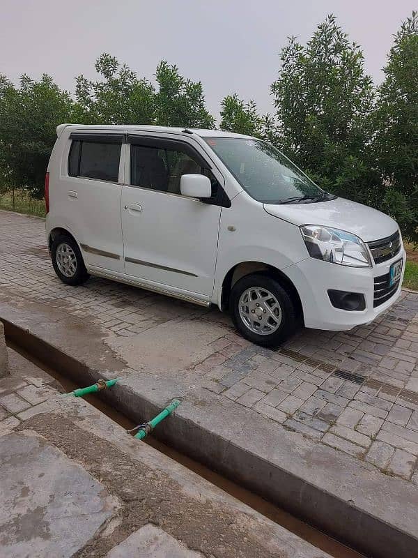 Suzuki Wagon R 2017 O3OO9IOI2IO 10