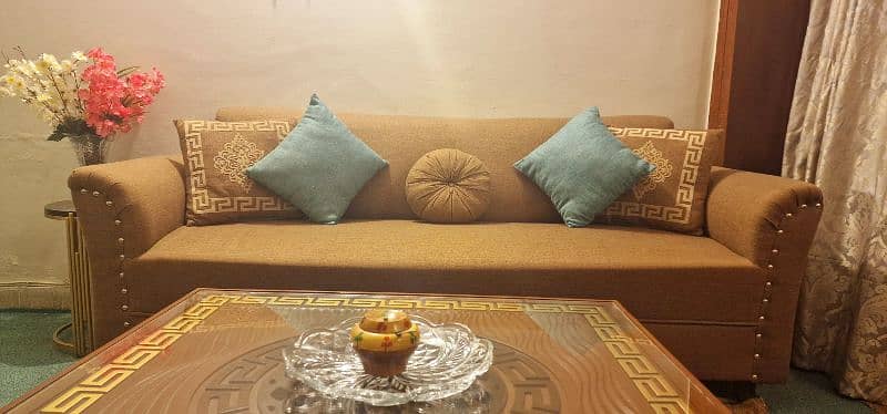 "5-Seater Sofa with Dewan – Excellent Condition (9.5/10) 0