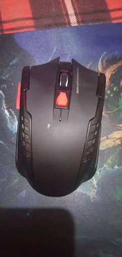 wireless 6D gaming mouse 2400 dpi 5 button gaming mouse