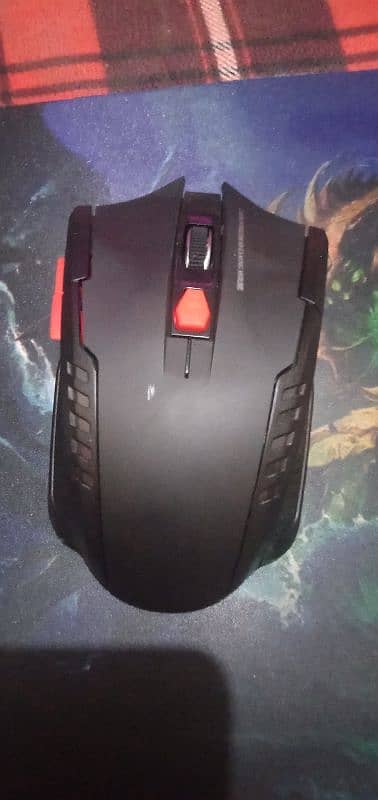 wireless 6D gaming mouse 2400 dpi 5 button gaming mouse 0