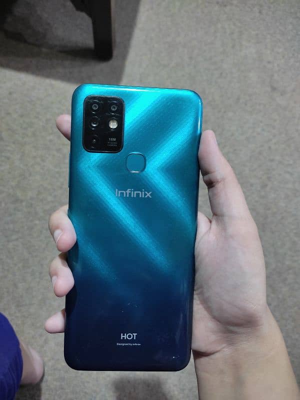 Infinix hot 10 4/64 GB 3