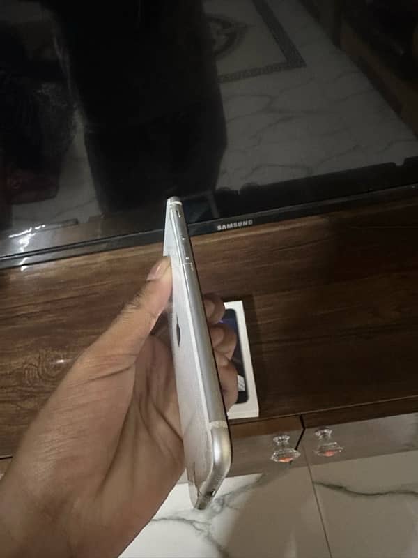 i phone se 2020 128 gb box available 6