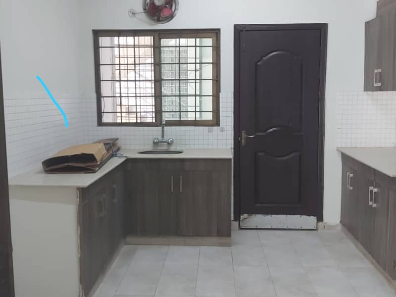 10 Marla Flat for Rent in Askari 11 Lahore 0