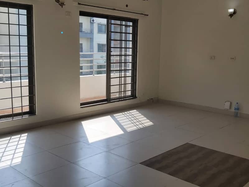 10 Marla Flat for Rent in Askari 11 Lahore 1