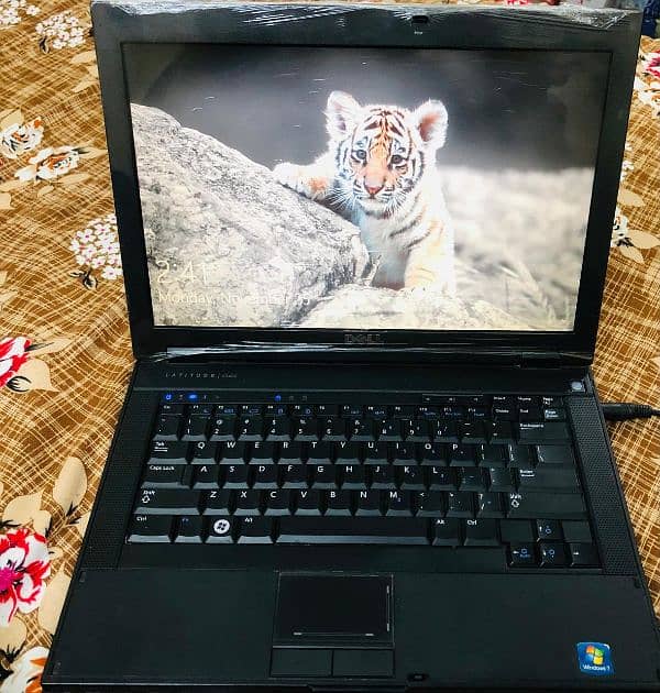 Dell laptop latitudeE6400 no battery but directcharge on exchange 0