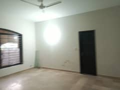 Double story add bedroom attach washroom house for rent demand 250000 at Prime location for commercial and family guest house of a school Academy