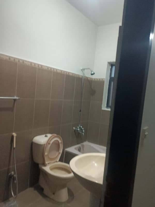 Double story add bedroom attach washroom house for rent demand 250000 at Prime location for commercial and family guest house of a school Academy 11