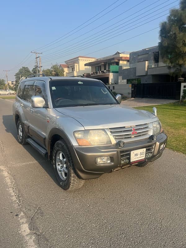 Mitsubishi Pajero 2005 2