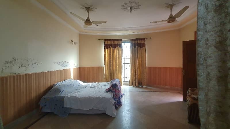 10 Marla Furnished Separate entrance Lower Portion 2. bed Available for Rent at Shahjamal 0