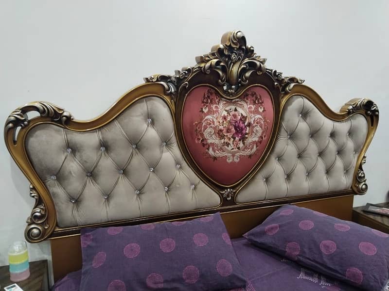 King Bed set with dressing table 1