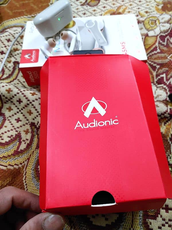 Audionic gaming earbuds 585 model lush condition with box 3