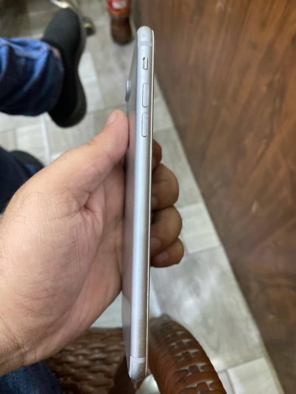 IPhone 7 Plus 128 PTA APPROVED 4