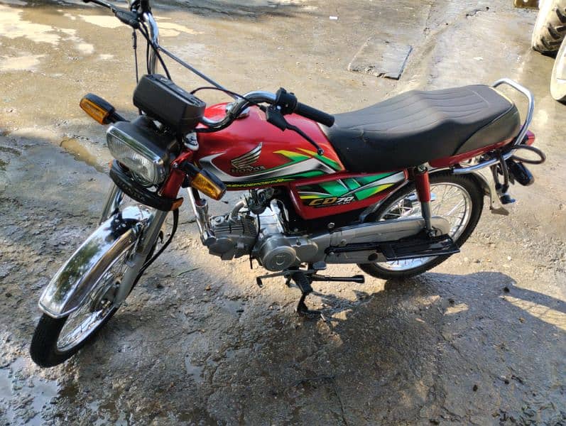 Honda 70 2023 model lush condition 1