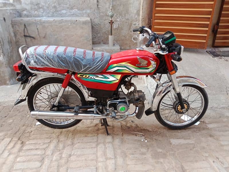 Honda CD 70 Model 22/23 for sale 0301.1952338 0316.2486186 0