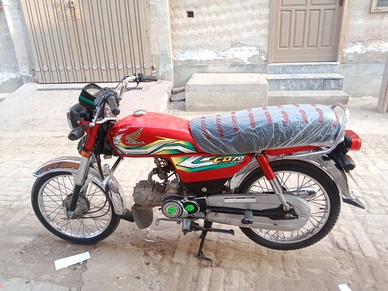 Honda CD 70 Model 22/23 for sale 0301.1952338 0316.2486186 1