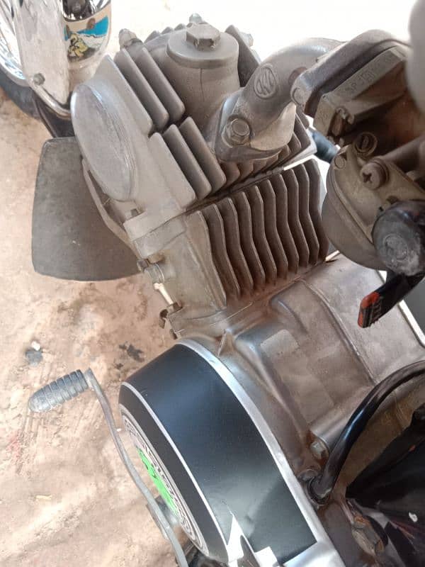 Honda CD 70 Model 22/23 for sale 0301.1952338 0316.2486186 7