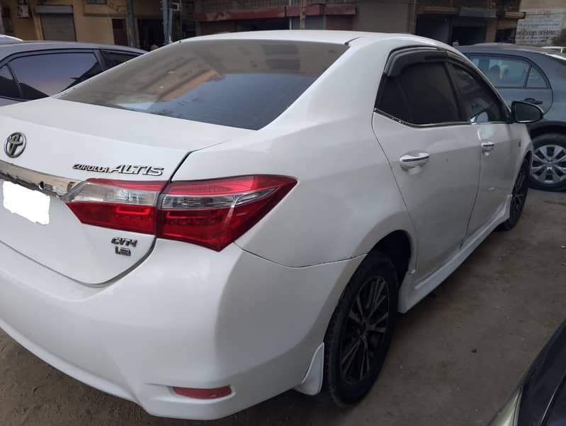 Toyota Corolla GLI 2015 1,8 3