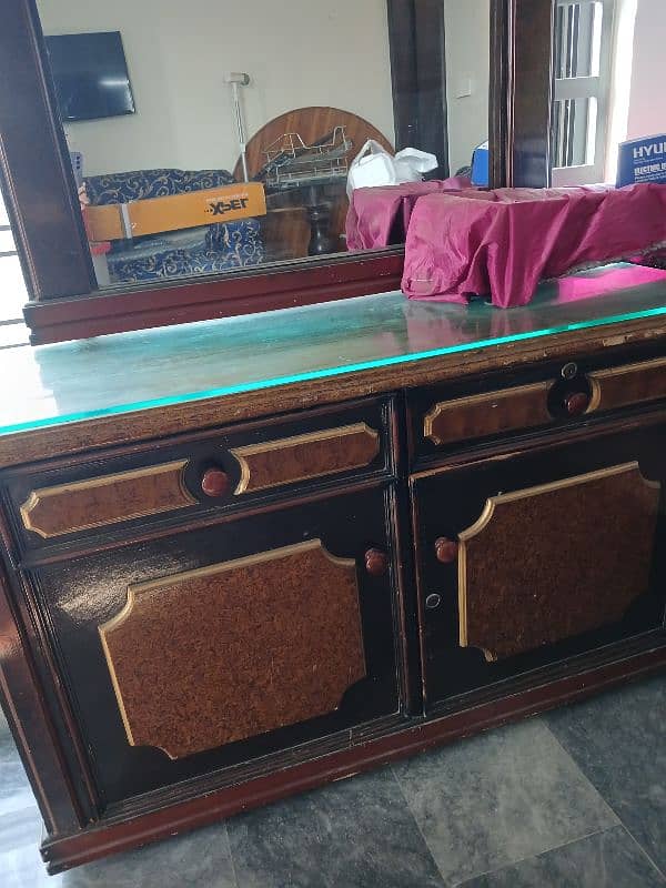 Dressing Table Used But Good condition 0