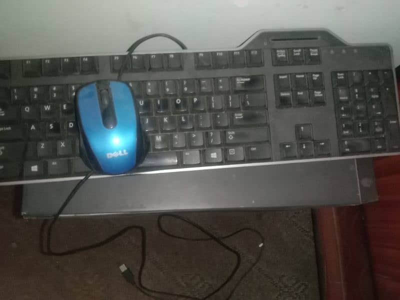 wireless mouse with mechanical keyboard 03234704104 0