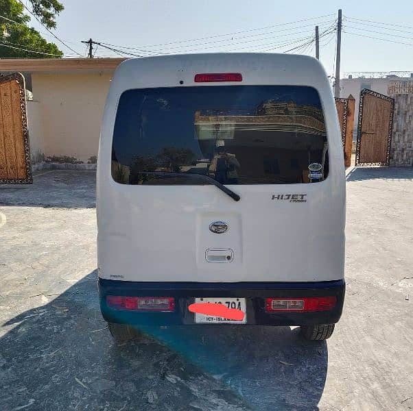 Daihatsu Hijet 2014 4