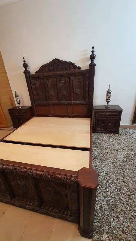 King Size Bed For Sale 0