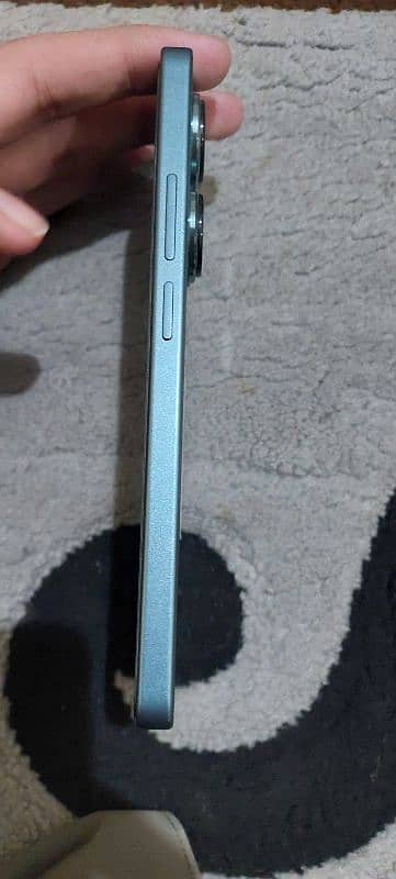 I'm selling xiaomi note 13 Pro condition 10by10 5