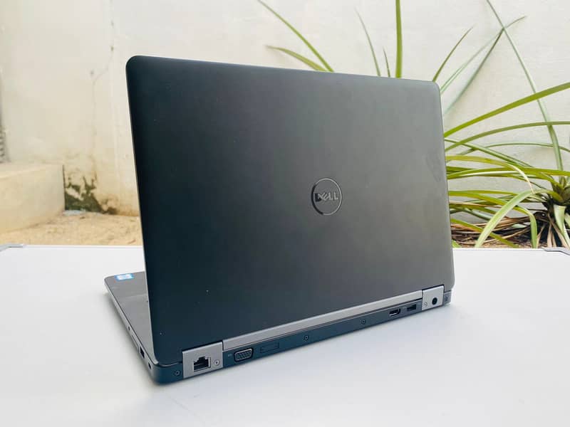 Dell Latitude E5470 (i5-6th generation) 0