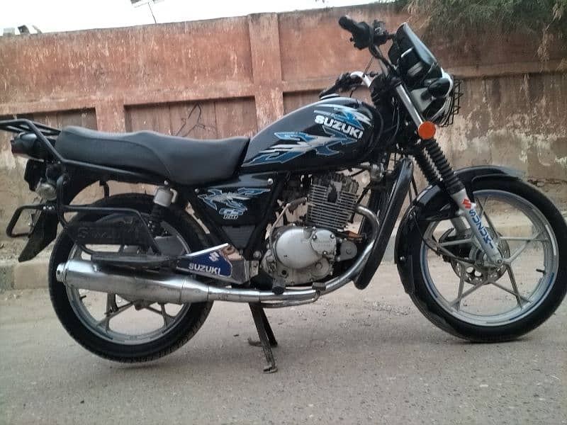 Suzuki GS-150 SE 2017 Available in Geniun Condition 4